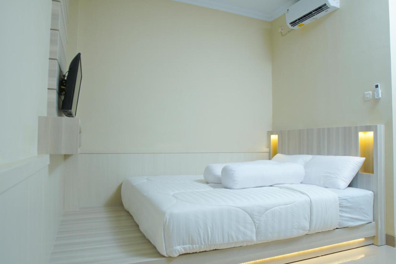 Hostel Kost Eksklusif Teduh Salakan Exterior foto